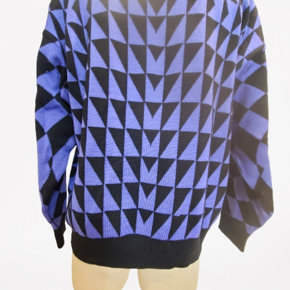 V2 VERSACE CLASSIC PRINTED CREW NECK PULLOVER - SIZE: LARGE - Picture 7 of 13